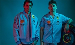 I primi spoiler della «Ferrari azzurra» per il GP di Miami - I primi spoiler della «Ferrari azzurra» per il GP di Miami