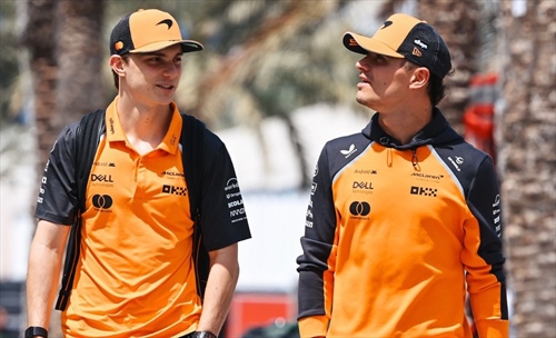 Iceman Piastri c'è, Lando sente la pressione: le gerarchie McLaren passano dal Bahrain