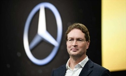 Il capo della Mercedes vuole Verstappen, ma Horner ribatte con forza 