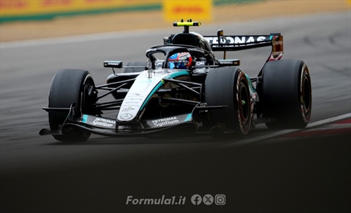 Il caso Mercedes si sgonfia, FIA soddisfatta: nessuna investigazione sull’ala anteriore - Il caso Mercedes si sgonfia, FIA soddisfatta: nessuna investigazione sull’ala anteriore