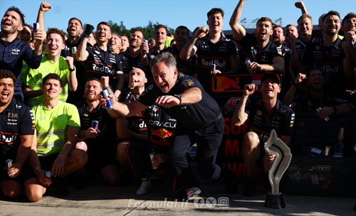 Il commovente addio di Horner alla Red Bull 