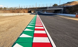 Il Giappone si prepara ad accogliere la Formula 1: terminata la riasfaltatura a Suzuka - Il Giappone si prepara ad accogliere la Formula 1: terminata la riasfaltatura a Suzuka
