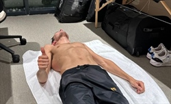 Il GP del Qatar strema i piloti: chi vomita, chi sviene e chi cerca l'ambulanza - Il GP del Qatar strema i piloti: chi vomita, chi sviene e chi cerca l'ambulanza