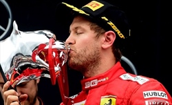 Il mio nome è Sebastian, e faccio il pilota - Il mio nome è Sebastian, e faccio il pilota