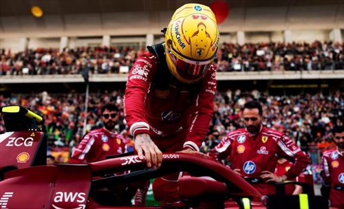 Il mistero dietro la squalifica di Hamilton in Cina: le ipotesi sul sospetto controllo FIA