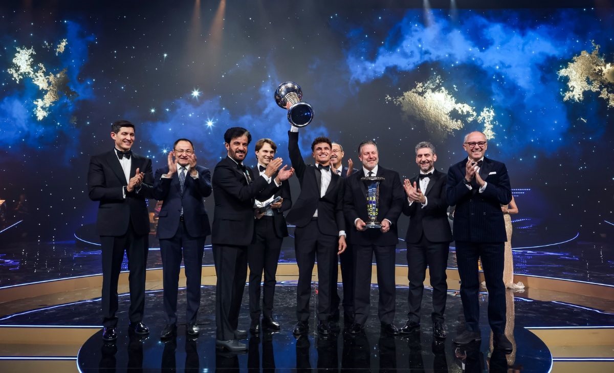 Il mondiale di Norris tra emozione e ironia: «Mi sono commosso e poi ubriacato»