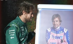Il motivo dietro la frustrazione di Vettel: «Alonso non la smetteva più di parlare» - Il motivo dietro la frustrazione di Vettel: «Alonso non la smetteva più di parlare»