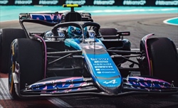 Il nuovo motore dell'Alpine arriverà dalla Cina: ci sarà anche Zhou?