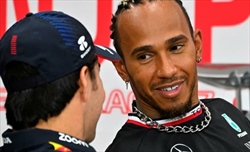 Il paddock in rivolta: la mancata penalità a Verstappen fa scoppiare la bufera - Il paddock in rivolta: la mancata penalità a Verstappen fa scoppiare la bufera