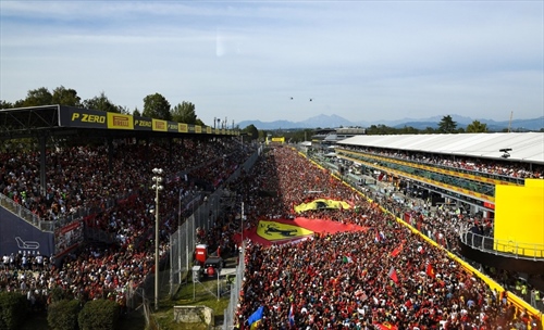 Il rombo che ci tiene vivi, 75 anni dopo - Il rombo che ci tiene vivi, 75 anni dopo