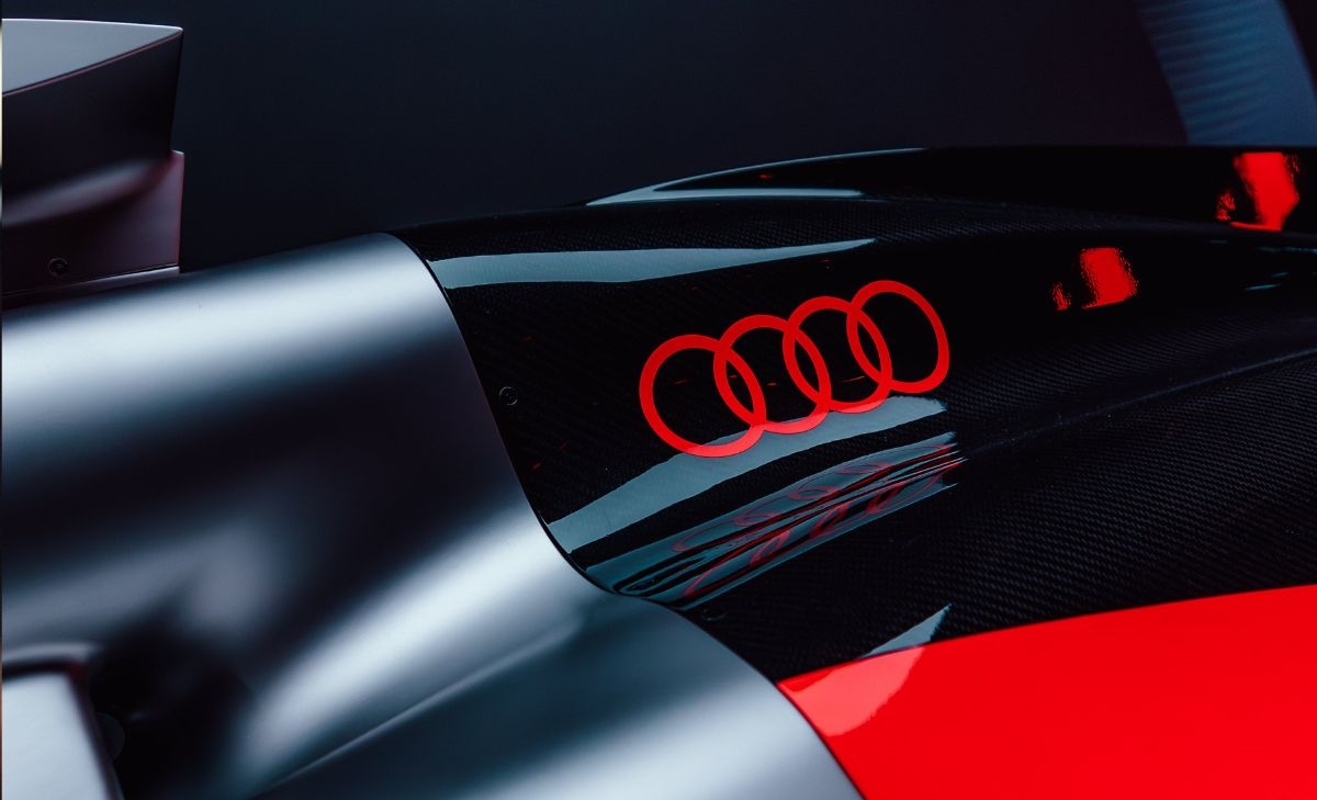 Il rombo del nuovo inizio: Audi completa il primo fire-up