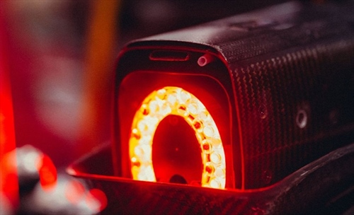Il sistema di scarico della Ferrari nasconde una terza particolare uscita - Il sistema di scarico della Ferrari nasconde una terza particolare uscita