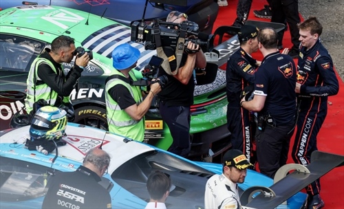 Il team Red Bull Verstappen.com Racing pronto per la Sprint a Misano nel GTWC