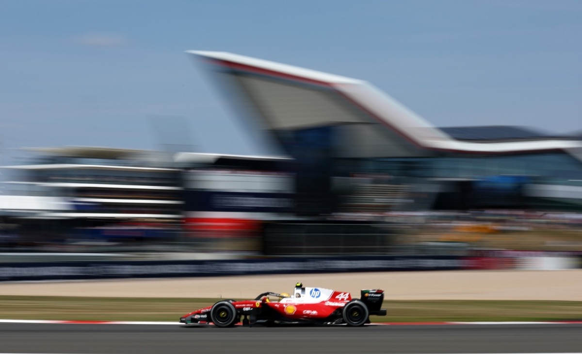 Il verdetto della FIA su Hamilton: cosa cambia in classifica