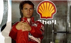 Irvine: «Non credo che la Ferrari possa tornare al vertice prima di due o tre anni, vi spiego perché»
