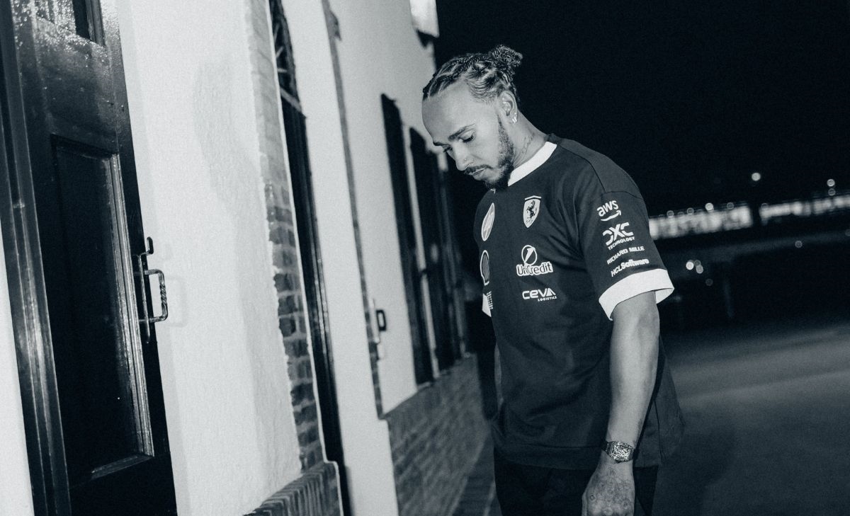 Jacques Villeneuve: «Hamilton troppo protetto alla Mercedes, ora fatica a reagire in Ferrari»