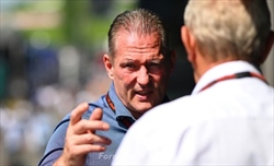 Jos Verstappen contro gli steward: «Occorrono persone senza alcun interesse personale»