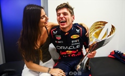 Kelly Piquet e Max Verstappen contro le fake news: «Sappiamo cos'è vero nella nostra famiglia» - Kelly Piquet e Max Verstappen contro le fake news: «Sappiamo cos'è vero nella nostra famiglia»