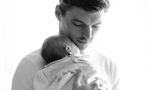 Kelly Piquet, un 2025 da ricordare: famiglia, cambiamenti e nuovi inizi