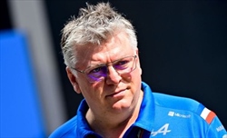 L'Alpine assume e si espande, Szafnauer: «E' l'unico modo per sfidare le grandi squadre»