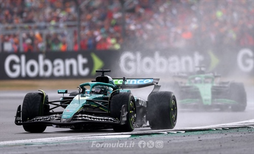 L'aria di casa fa bene all'Aston Martin: a punti con entrambi i piloti dopo 365 giorni - L'aria di casa fa bene all'Aston Martin: a punti con entrambi i piloti dopo 365 giorni