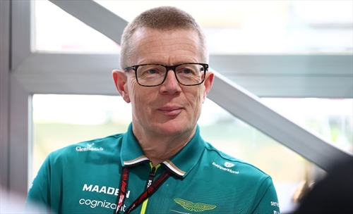 L’Aston Martin delude più della Ferrari, ma ci scherza su: «Stringeremo le viti. Avvisate Vasseur» - L’Aston Martin delude più della Ferrari, ma ci scherza su: «Stringeremo le viti. Avvisate Vasseur»