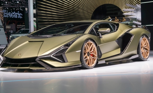 L'eredità Lamborghini: dalle Supercar all'innovazione nelle corse - L'eredità Lamborghini: Dalle Supercar all'innovazione nelle corse