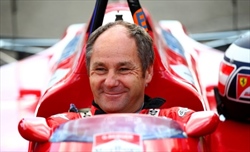 L'ex Ferrari: «Alonso avrebbe molti più titoli se avesse guidato per Mercedes» - L'ex Ferrari: «Alonso avrebbe molti più titoli se avesse guidato per Mercedes»