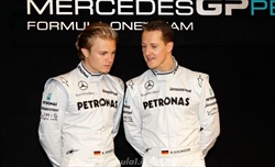 L'ex ingegnere Mercedes: «Hamilton non ha la stessa capacità tecnica di Schumacher» - L'ex ingegnere Mercedes: «Hamilton non ha la stessa capacità tecnica di Schumacher»