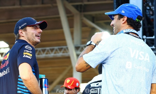L'incontro tra Verstappen e Ricciardo 
