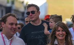 L'indiscrezione: McLaren potrebbe vendere una parte a Elon Musk