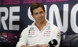 L'indiscrezione: «Wolff vuole il controllo assoluto della F1» - L'indiscrezione: «Wolff vuole il controllo assoluto della F1»