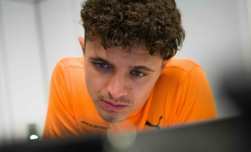 La F1 che guida da sola: il sorpasso che Norris non voleva apre un caso enorme