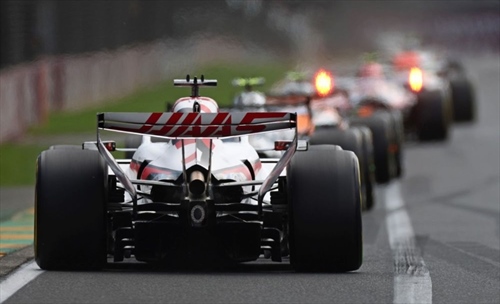 La F1 vira sull’elettrico, Longo la gela: «State tradendo voi stessi» - La F1 vira sull’elettrico, Longo la gela: «State tradendo voi stessi»