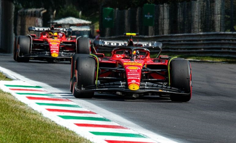 La famiglia Sainz contro Leclerc. Su Twitter scoppia la rivolta per un like sospetto