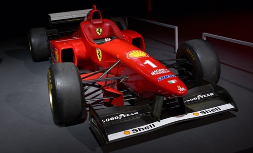 La Ferrari a Monza omaggia la F310. Perché la vettura del 1996 è speciale? - La Ferrari a Monza omaggia la F310. Perché la vettura del 1996 è speciale?