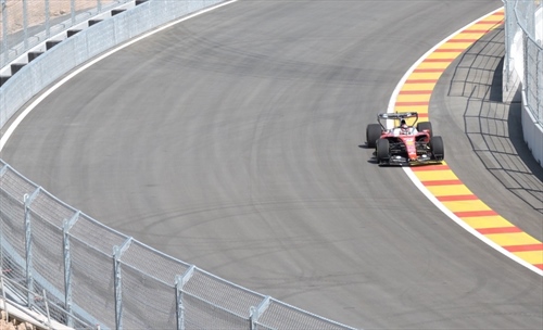 La Ferrari battezza il Madring: foto inedite dalla pista - La Ferrari battezza il Madring: foto inedite dalla pista