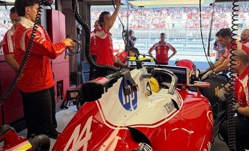 La Ferrari ha imparato a nascondersi? No, è che adesso può farlo