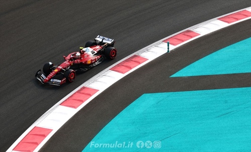 Caos motori Mercedes, la Ferrari non molla: «Parliamo ancora con la FIA» - La Ferrari non cede nella guerra con la Mercedes: «Parliamo ancora con la FIA»