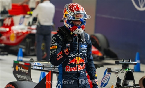 La griglia di partenza della Sprint Race a Singapore: niente prima fila per la Ferrari