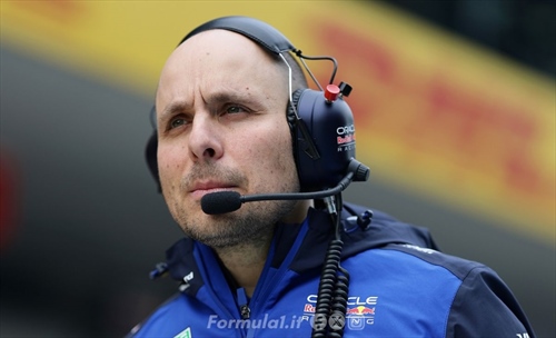 La McLaren sta fiaccando la Red Bull, Lambiase non resisterà fino al 2028 - La McLaren sta indebolendo la Red Bull, Lambiase non resisterà fino al 2028