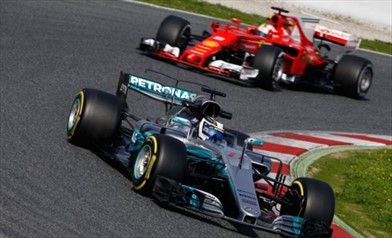 La Mercedes di Bottas davanti, poi Vettel - La Mercedes di Bottas davanti, poi Vettel