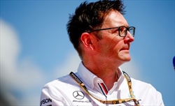 La Mercedes ha sottovalutato il problema del porpoising dopo i test a Barcellona - La Mercedes ha sottovalutato il problema del porpoising dopo i test a Barcellona