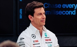 La Mercedes si ritiene terza forza. Wolff sposta l'asticella dopo aver superato la Ferrari