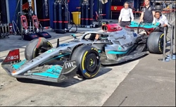 La nuova ala posteriore non debutta in Australia. Mercedes in difficoltà?