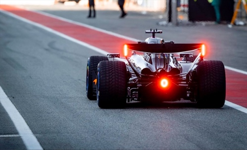 La nuova McLaren piace: chilometri, ritmo e ottimismo verso il Bahrain - La nuova McLaren piace: chilometri, ritmo e ottimismo verso il Bahrain