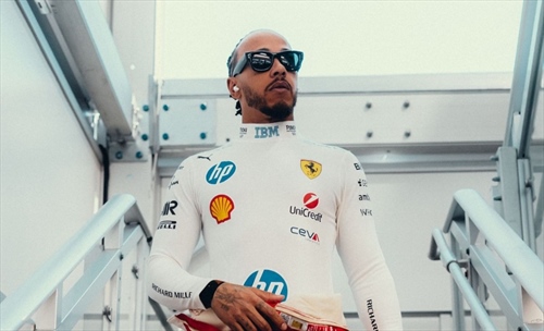 La pensione può attendere, Hamilton: «Fareste meglio ad abituarvi»
