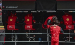 La pressione gioca brutti scherzi alla Ferrari, Haug: «Hanno sempre una gran voglia di strafare»