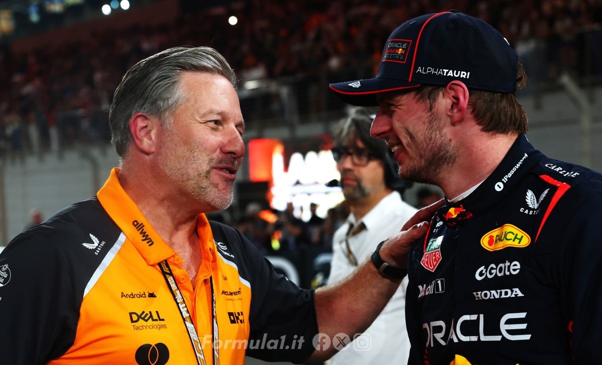 La previsione di Verstappen, improvvisato team principal: «Una squadra si dividerà»
