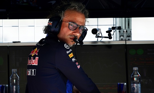 La prova più dura di Mekies: salvare la stagione e trattenere Max